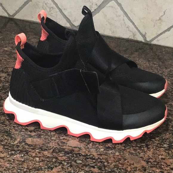 Sorel Women’s Size 9 Kinetic Sneaker High Top Strap Black Mesh Upper Velcro - Picture 11 of 15